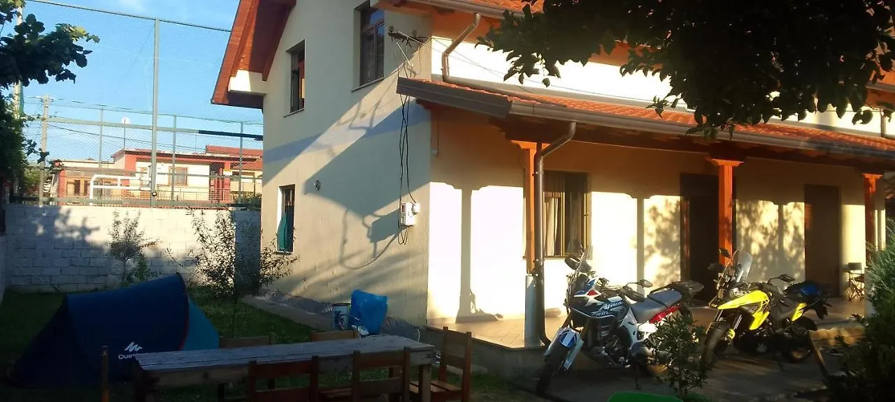 Guest house Home It'S Home